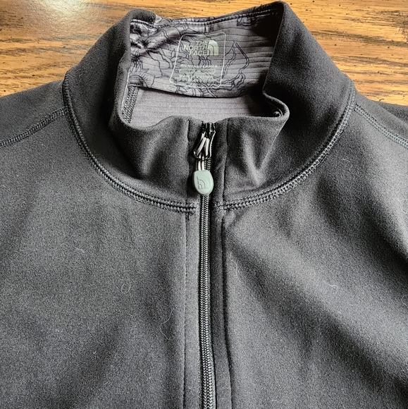 The North Face VaporWick Athletic Jacket - Picture 4 of 12